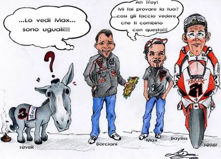 Foto del giorno: moto ufficiali vs clienti