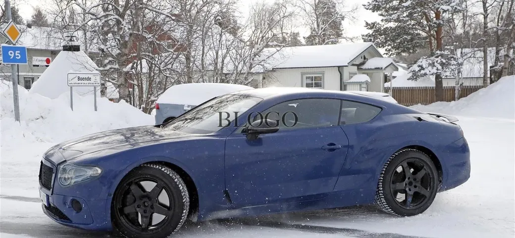 Bentley Continental GT: nuove foto spia