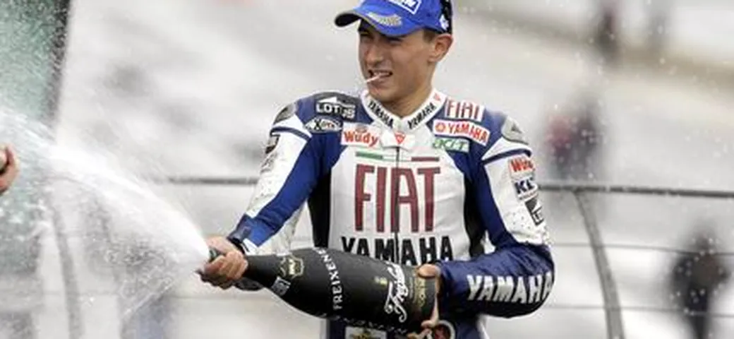 Lorenzo nega di aver chiesto le Bridgestone per il finale di stagione