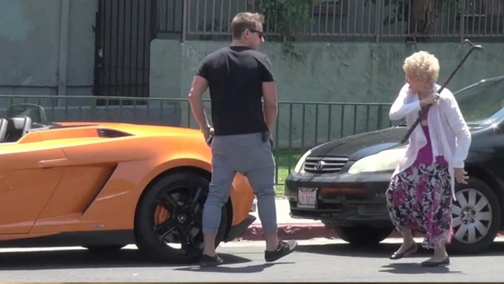 Video: lo scherzo è con la Lamborghini Gallardo