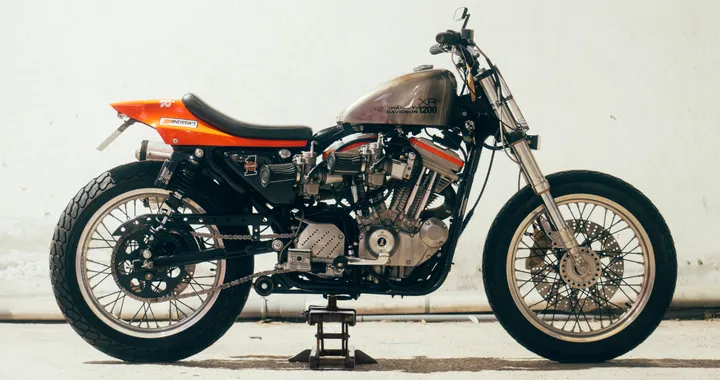 Quando il custom diventa arte: la Harley Sportster che rinasce dalla mitica XR750