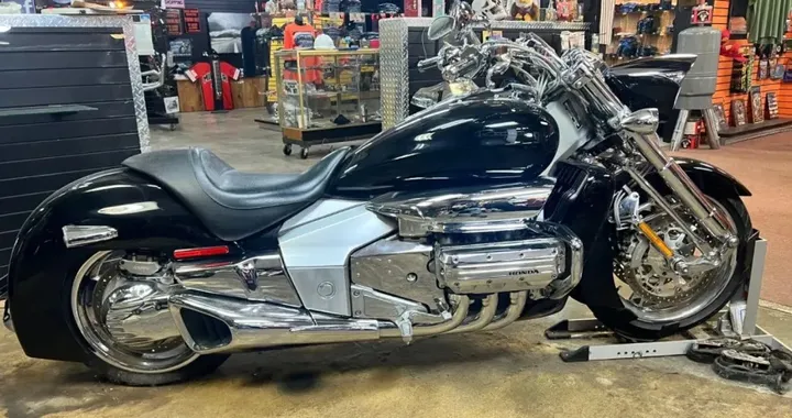 Honda Rune praticamente nuova: la rarissima cruiser ha percorso solo 3 km