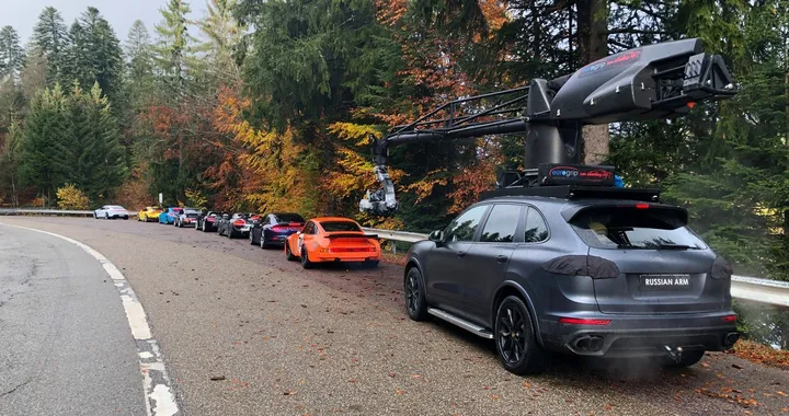 Porsche Taycan: spot del Super Bowl 2020 e video backstage