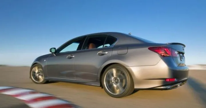 Lexus: le nuove automobili avranno meno punti di contatto con Toyota