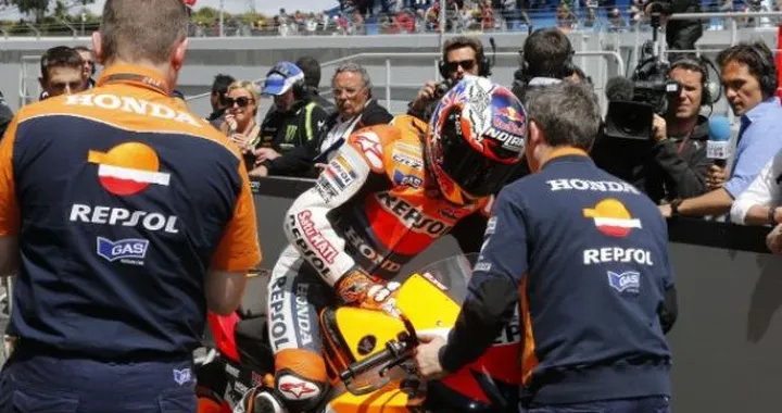MotoGP: Casey Stoner annuncia il ritiro a fine anno!