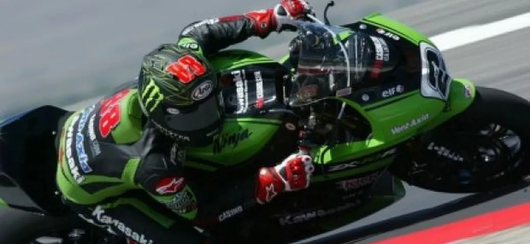 SBK: Jamie Hacking confermato in Kawasaki per altri due round, Misano e Donington Park