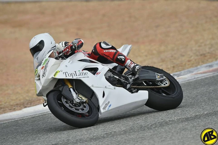 CIV-STK1000, Tecnobike Squadra Corse in pista a Cartagena