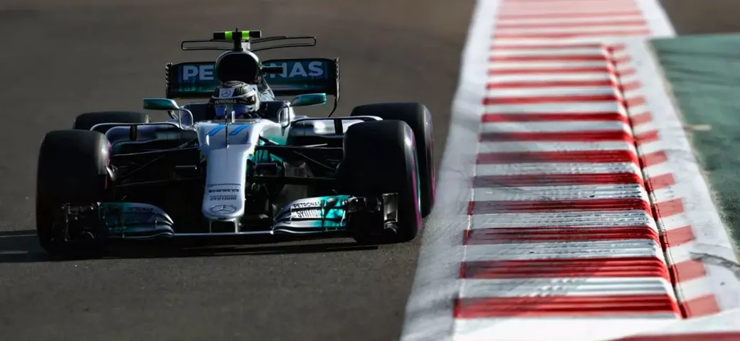 Gp Abu Dhabi F1 2017: Bottas chiude festeggiando, Vettel sul podio