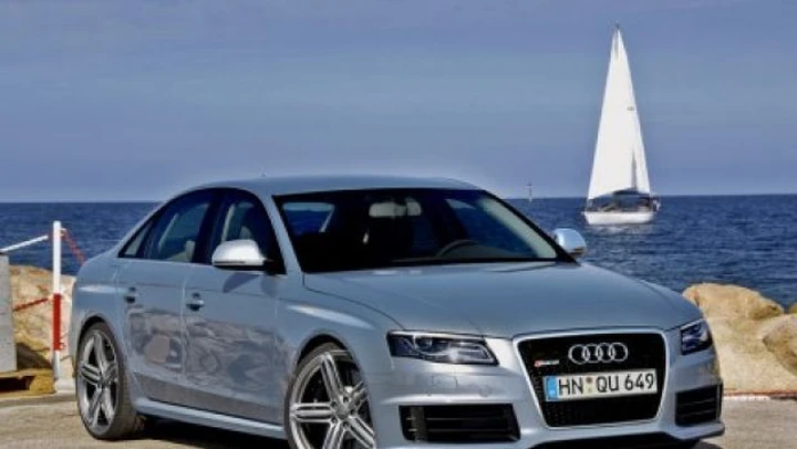 Audi RS4: la nuova generazione arriverà nella primavera del 2010