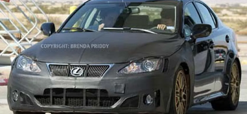 Lexus IS 500 o erede della Toyota Supra?