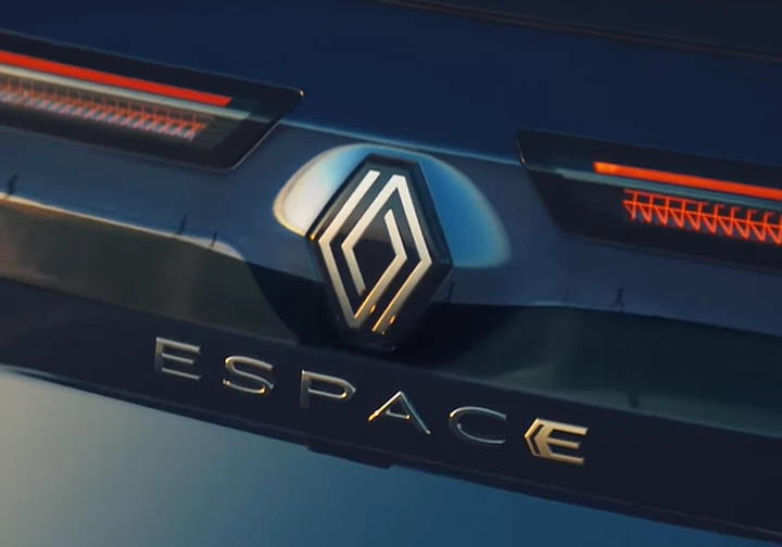 Renault Espace 2023: in arrivo la nuova generazione
