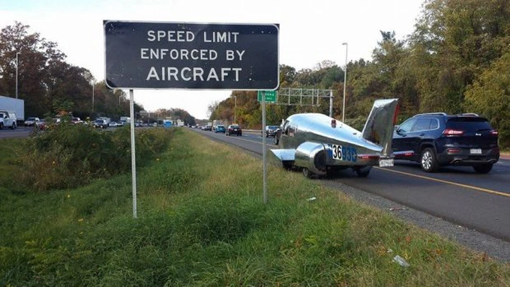 Il Cessna si trasforma in automobile. E viaggia anche su strada