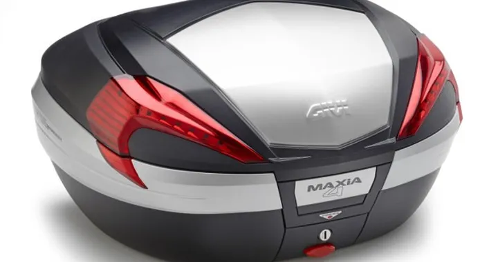 GIVI: nuovi caschi ed accessori 2015