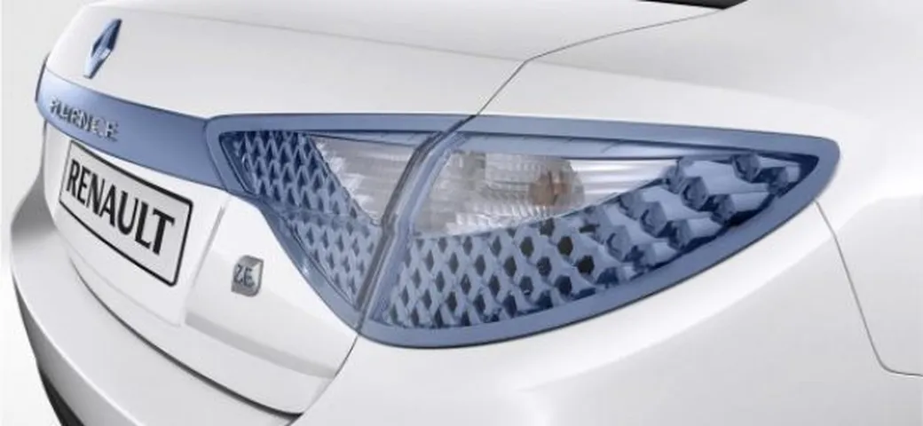 Renault: numero verde per le auto elettriche