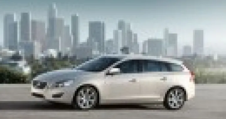 Video: Autoexpress mette a confronto la Volvo S60 con Audi A4 e BMW Serie 3