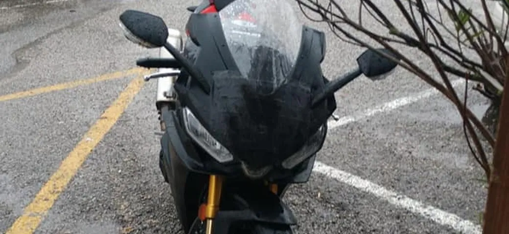 Aprilia RSV4 2021: ecco le prime foto spia