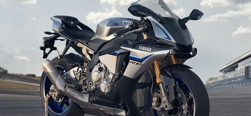 Yamaha YZF-R1M: online a € 23.490 fino a fine febbraio