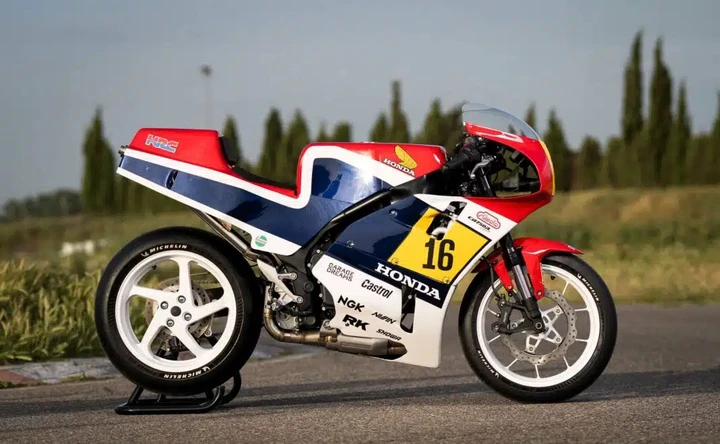 Honda Garage Dreams 2026: la CB750 Hornet scatena la creatività