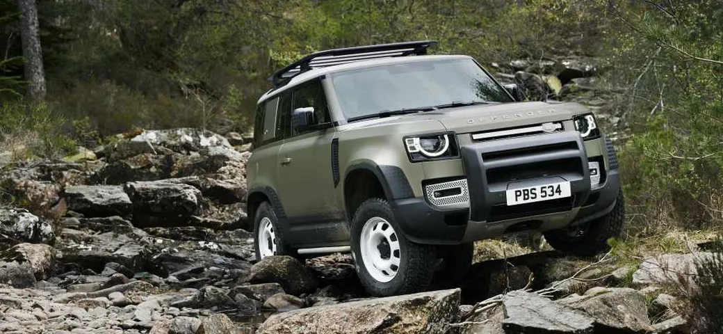 Nuova Land Rover Defender: svelata al Salone di Francoforte 2019 (VIDEO LIVE)