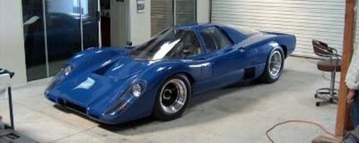 Ebay: una replicante della Mclaren M6 Coupe