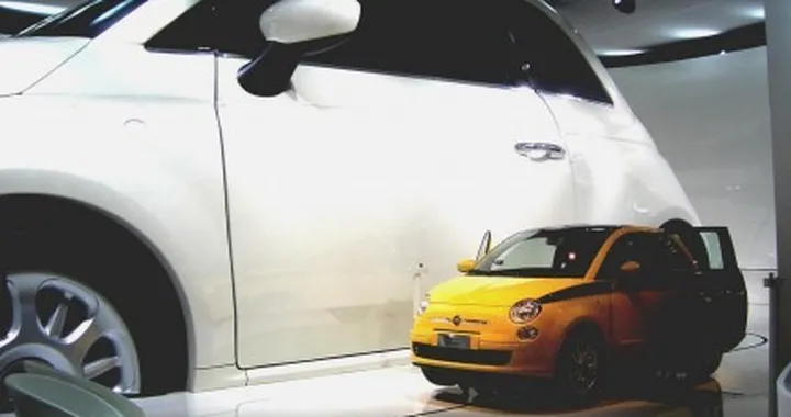 Francoforte 2007: la mega Fiat 500