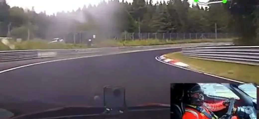 Ferrari FXX K Evo in pista al Nurburgring: ecco il camera car