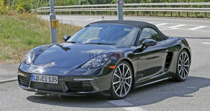 Porsche Boxster Turbo: il facelift senza camuffature