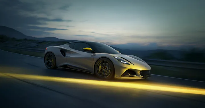 Lotus Emira, nuove V6 SE e Turbo SE potenziate e Racing Line