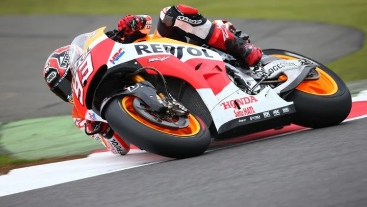 MotoGP Silverstone 2014: Marquez imprendibile nelle FP2, Dovizioso 3°. Disastro Yamaha: Lorenzo 11°, Rossi 13° [FOTO]