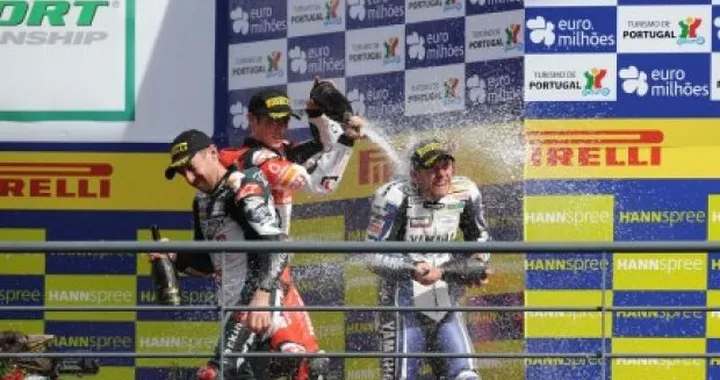 Tributo a Cal Crutchlow, Campione del Mondo Supersport 2009