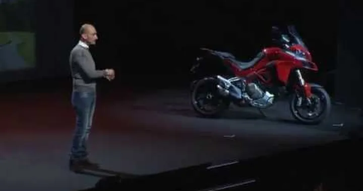 Fastest motorcycle lap of the Nürburgring. 7m10s BTG Yamaha YZF R1.