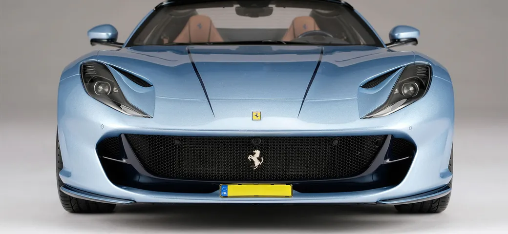 Ferrari 812 GTS in scala 1:8 su misura, un lusso in formato ridotto