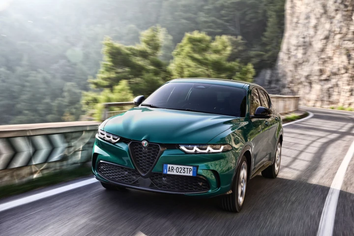 Alfa Romeo Tonale plug-in Hybrid Q4: come va la variante alla spina