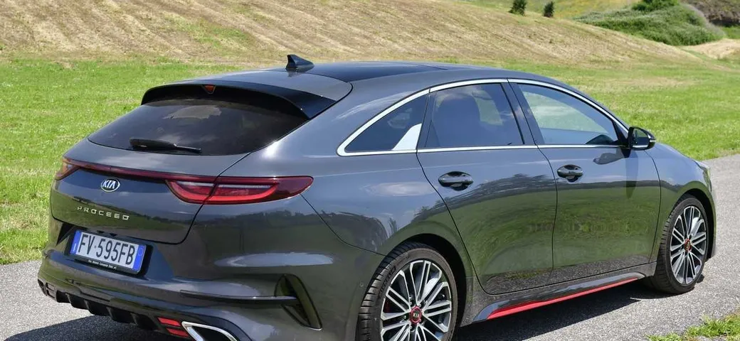Kia Proceed GT prova su strada - Video
