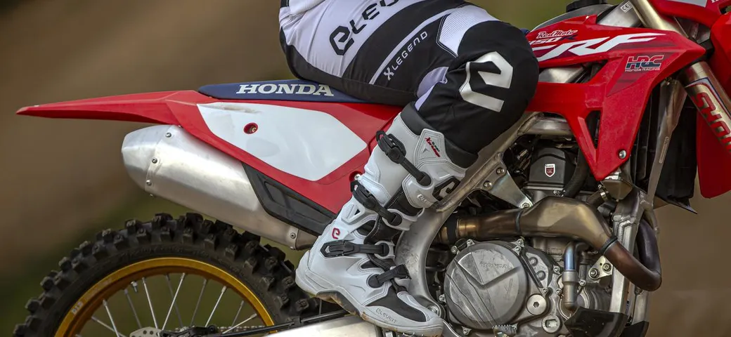 Eleveit presenta i nuovi stivali X Privilege WP Enduro [FOTO]