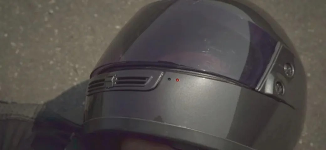 Helpmet: il casco che chiama l'ambulanza [Video]