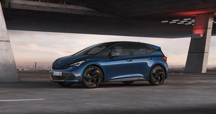 Cupra Born, via alle ordinazioni: ecco il prezzo