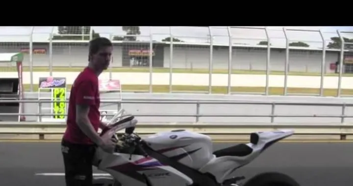 WSBK: il team ufficiale Honda presenta la livrea 2012