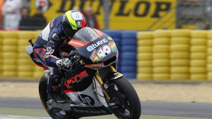 Moto2, Silverstone: Espargaro davanti a Smith nella FP1, molto indietro gli italiani
