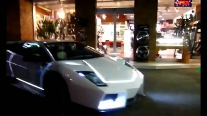 Video: anche la Lamborghini Murcielago è carica di LED!
