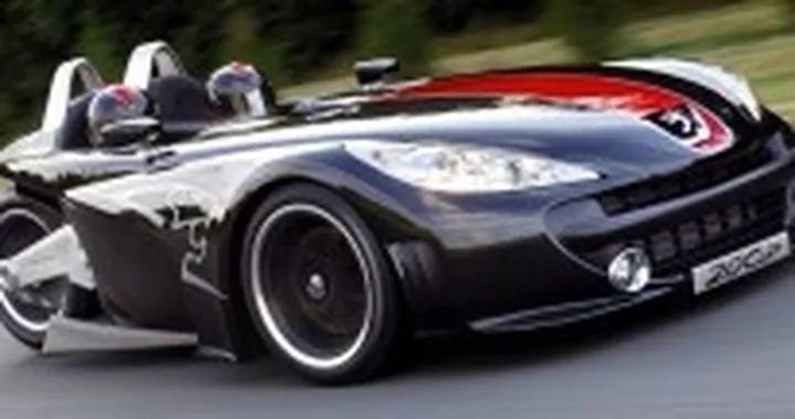20Cup - il triciclo Peugeot con la faccia della 207