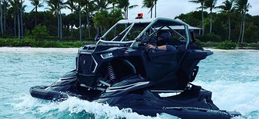 Shadow Six Typhoon: l'ideale per divertirsi in acqua