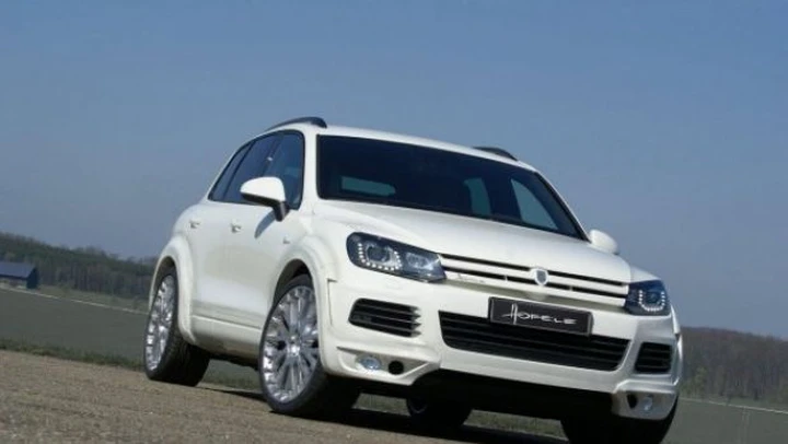 Volkswagen Touareg Royal GT 470 by Hofele Design