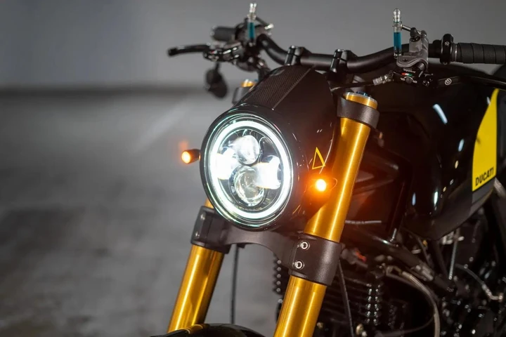 ingrandisci immagine