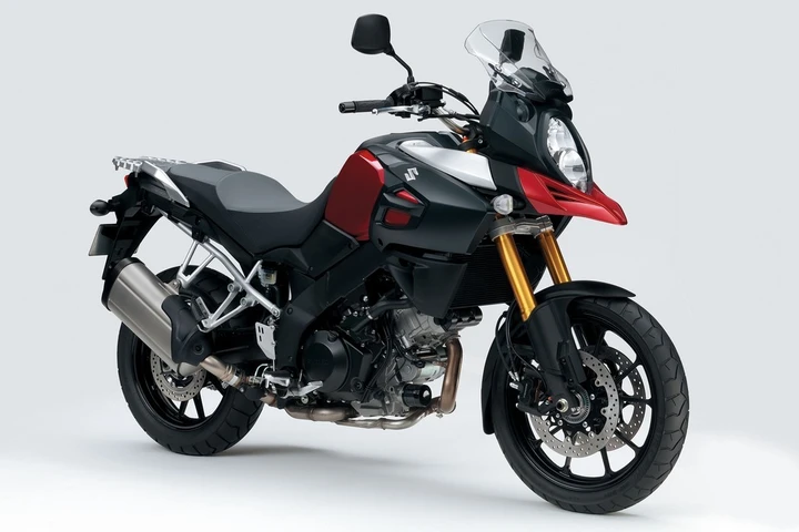 Suzuki: Fifty Fifty, Zero Interessi e molte offerte su moto e scooter