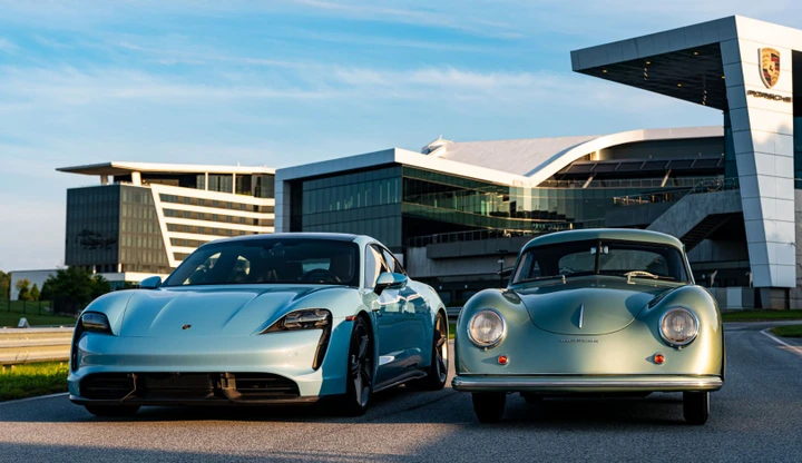 Porsche festeggia 70 anni in America