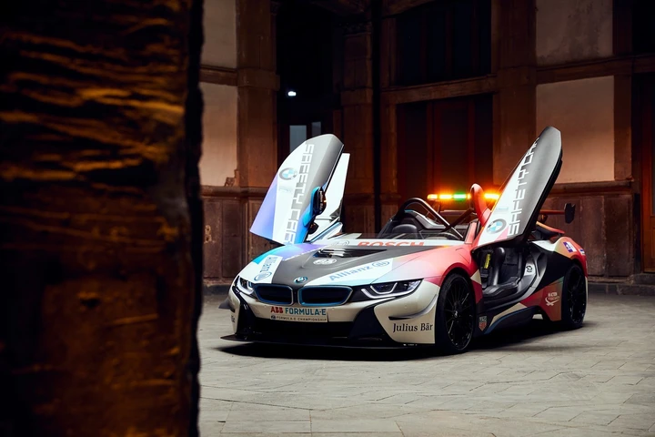 BMW i8 ancora safety car della Formula E nel 2020