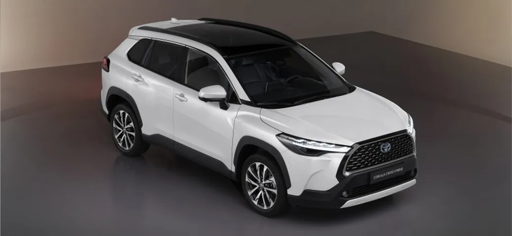 Nuova Toyota Corolla Cross svelata in anteprima europea