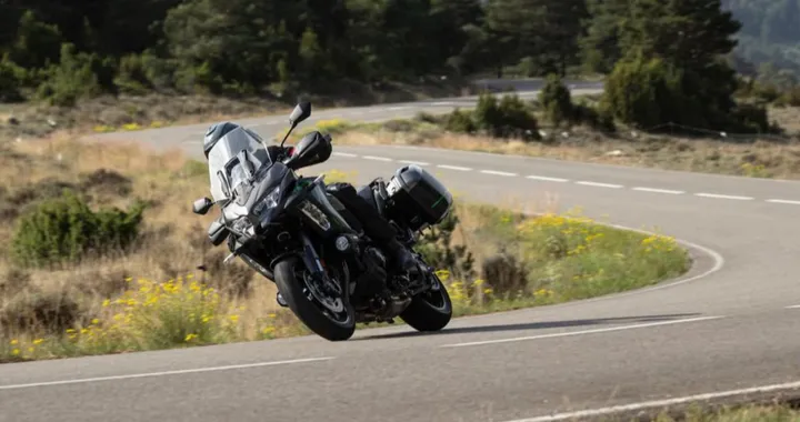 Kawasaki lancia promozioni 2025: sconti su Z, Ninja, Versys e Urban Cruiser