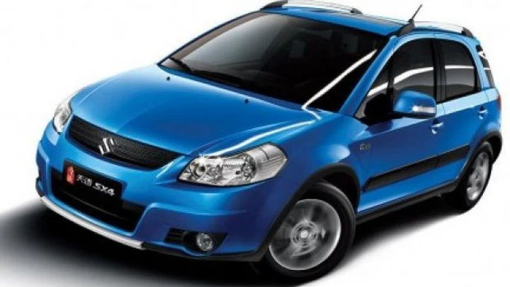 Suzuki: svelato in Cina il restyling della SX4